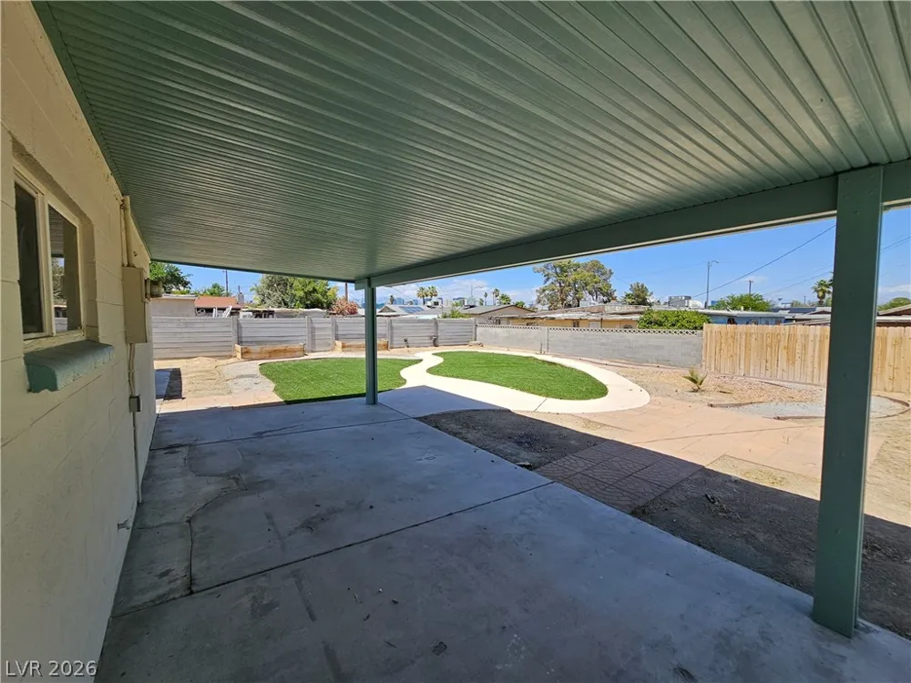 1074 King Richard Avenue Las Vegas, NV 89119