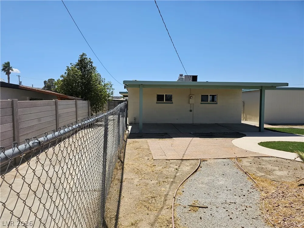 1074 King Richard Avenue Las Vegas, NV 89119