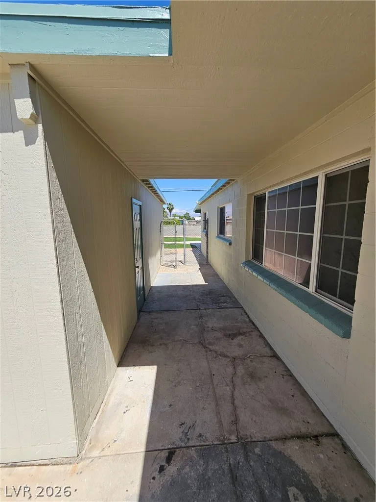 1074 King Richard Avenue Las Vegas, NV 89119