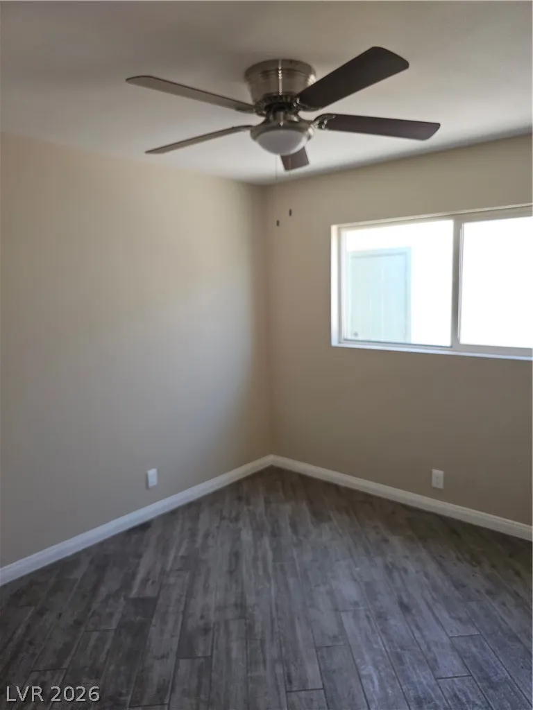 1074 King Richard Avenue Las Vegas, NV 89119