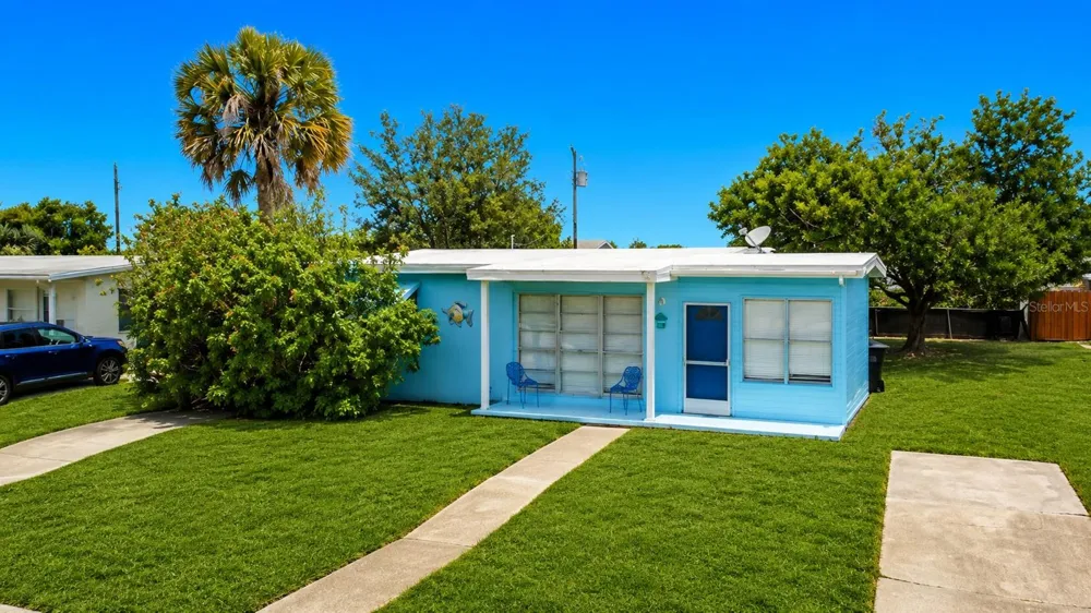 8594 BUMFORD AVENUE North Port, FL 34287
