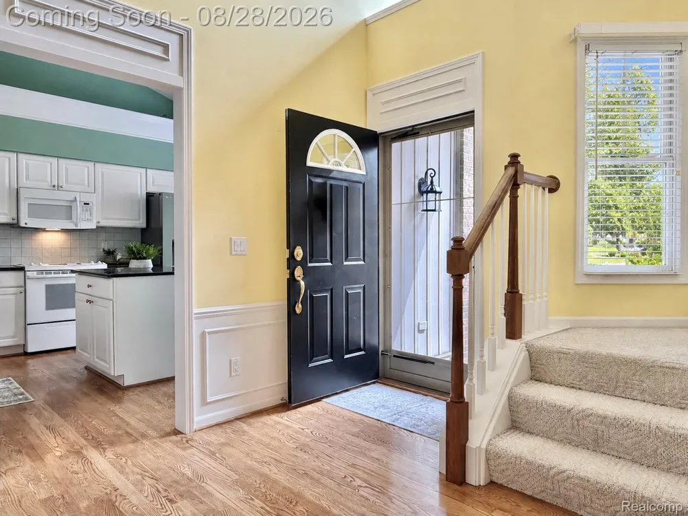 1627 Boulder Court Rochester City, MI 48306
