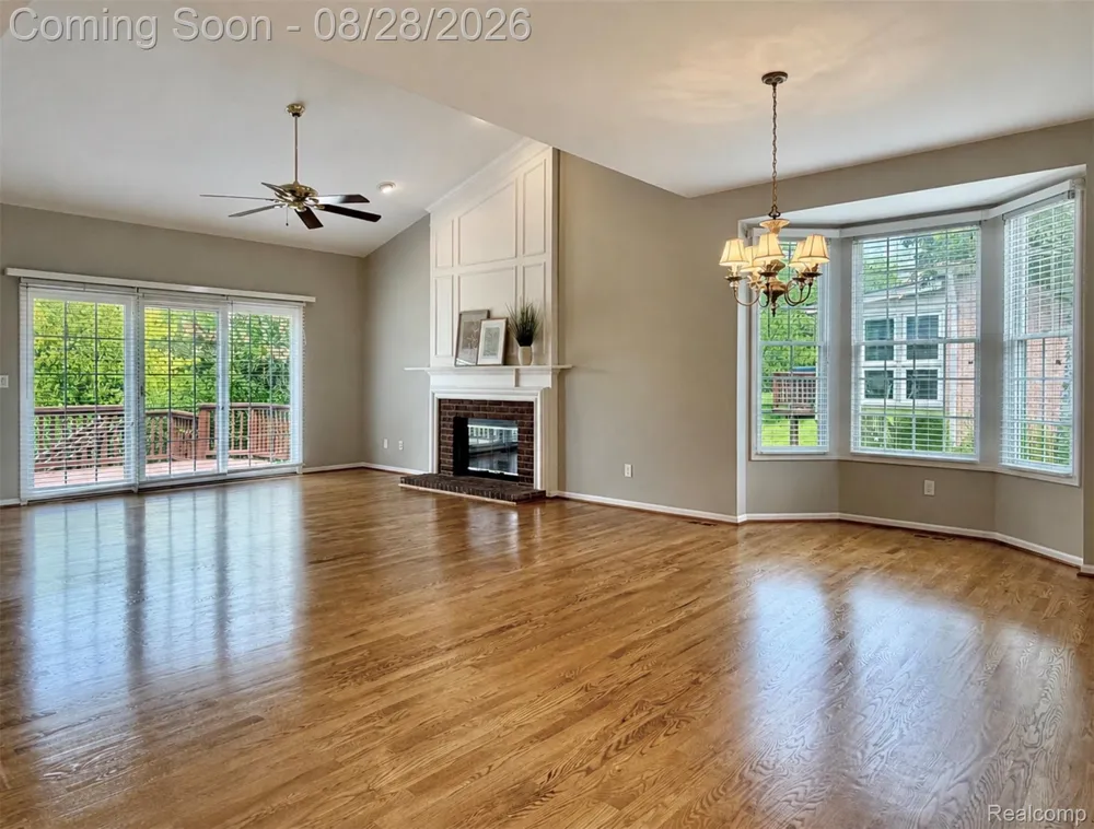 1627 Boulder Court Rochester City, MI 48306