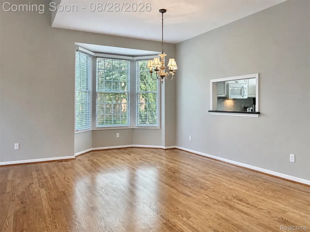 1627 Boulder Court Rochester City, MI 48306