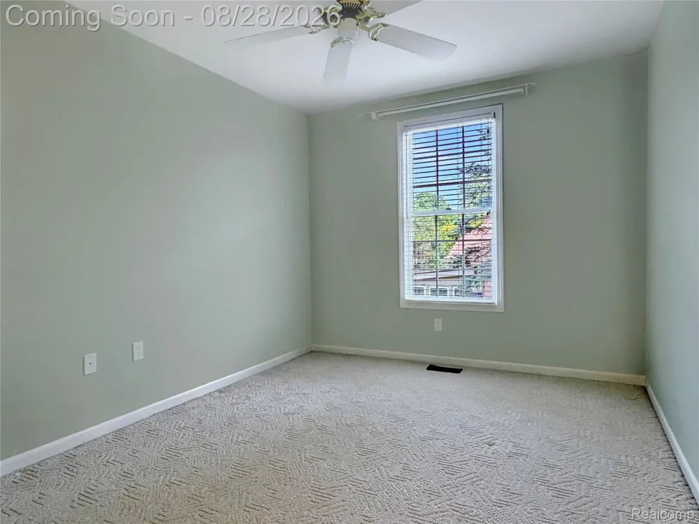 1627 Boulder Court Rochester City, MI 48306