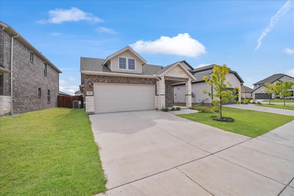3903 Sandstone Drive Princeton, TX 75071