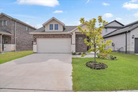 3903 Sandstone Drive