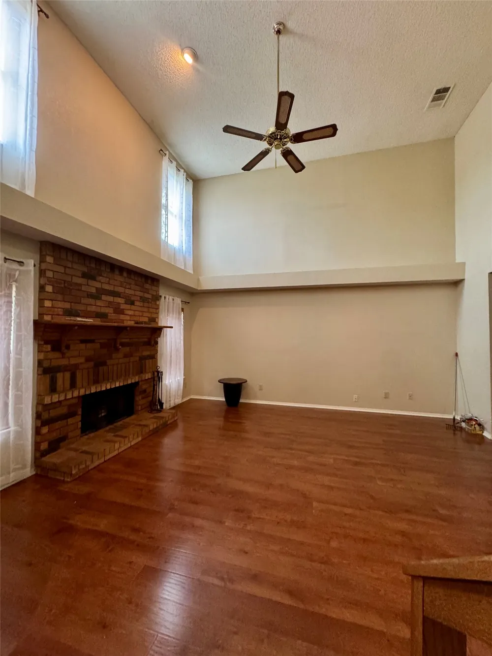 2070 Vista Drive Lewisville, TX 75067