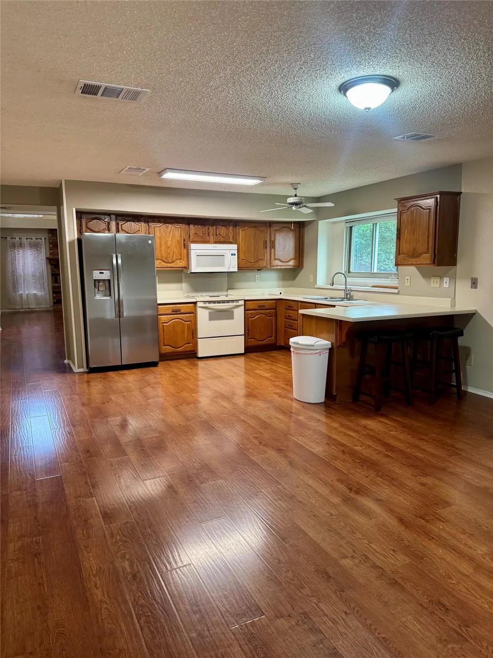2070 Vista Drive Lewisville, TX 75067