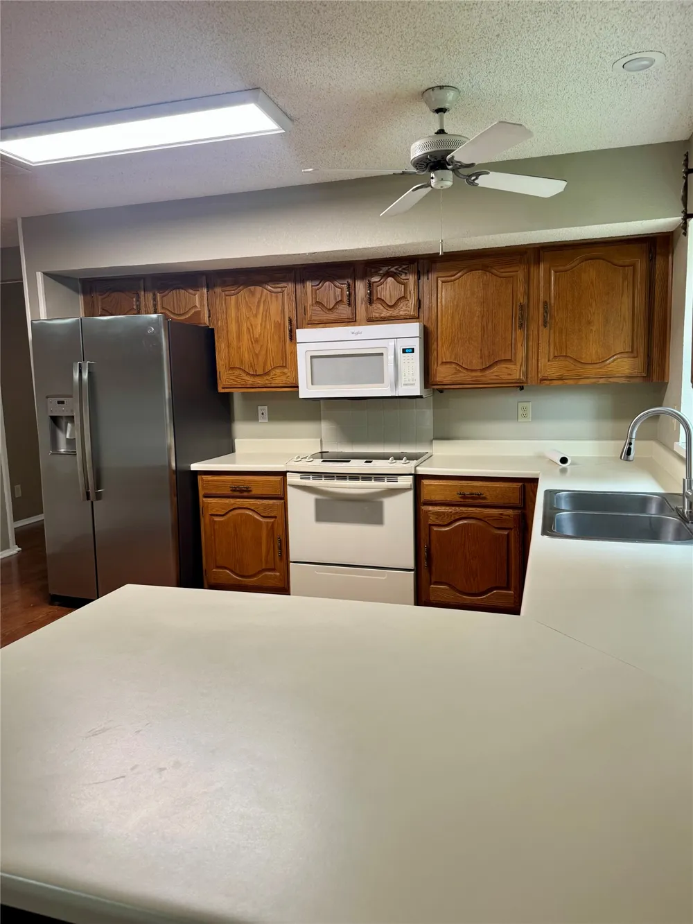 2070 Vista Drive Lewisville, TX 75067