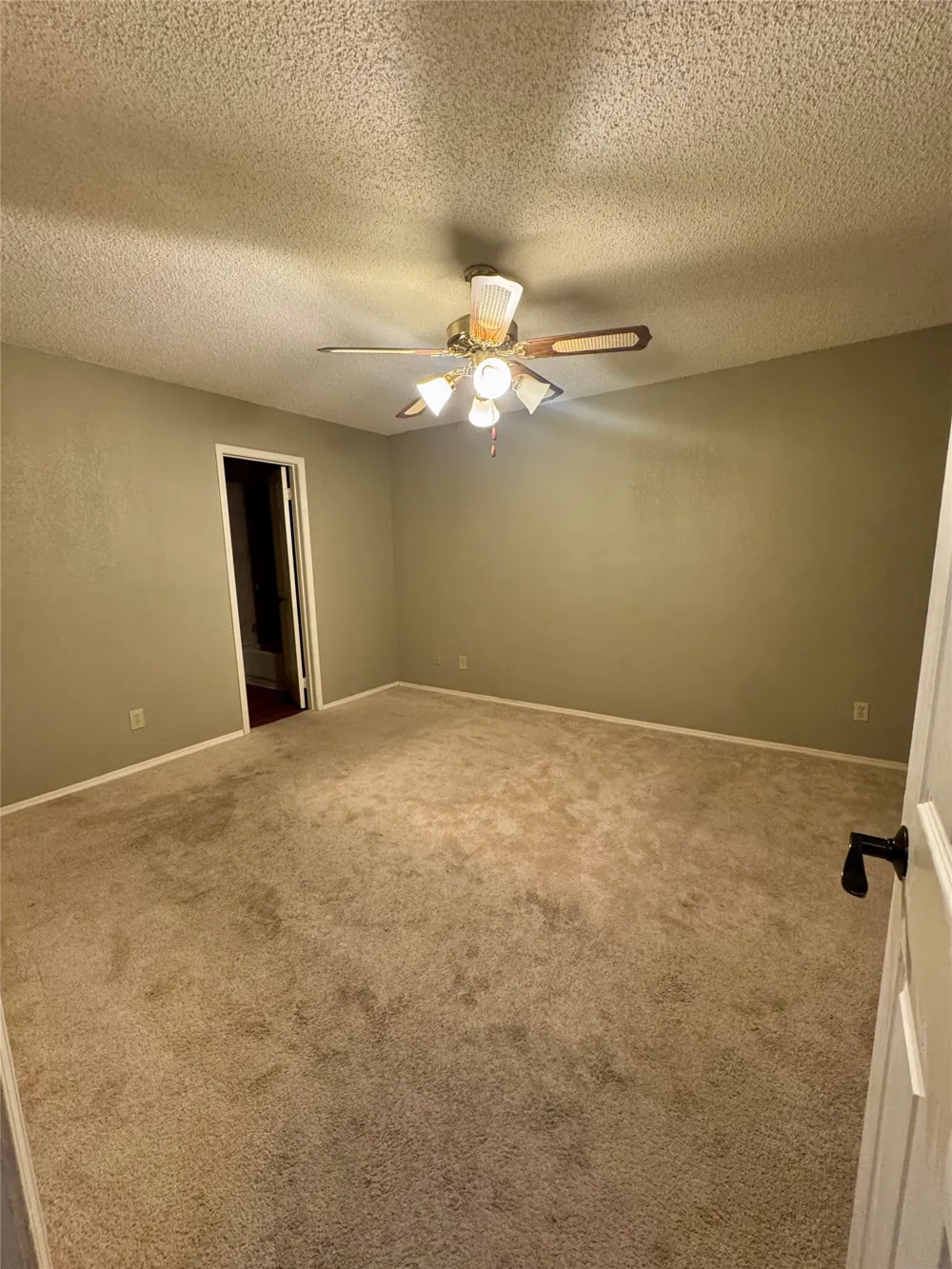 2070 Vista Drive Lewisville, TX 75067