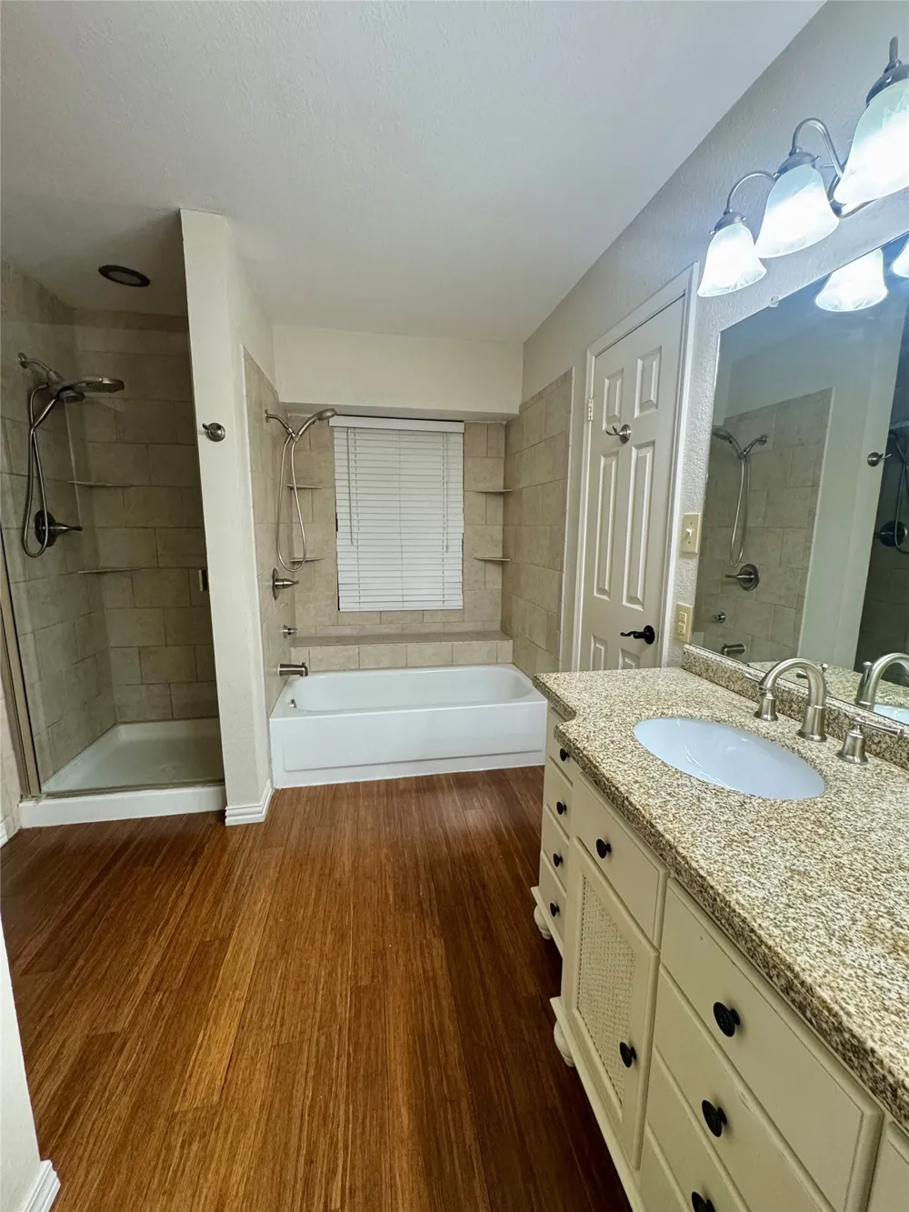 2070 Vista Drive Lewisville, TX 75067