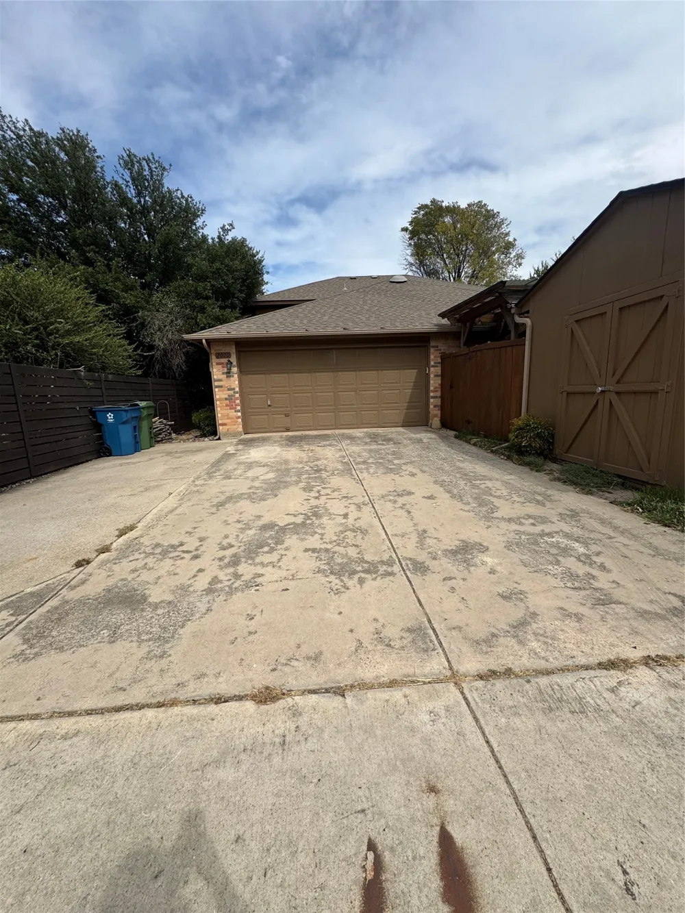 2070 Vista Drive Lewisville, TX 75067