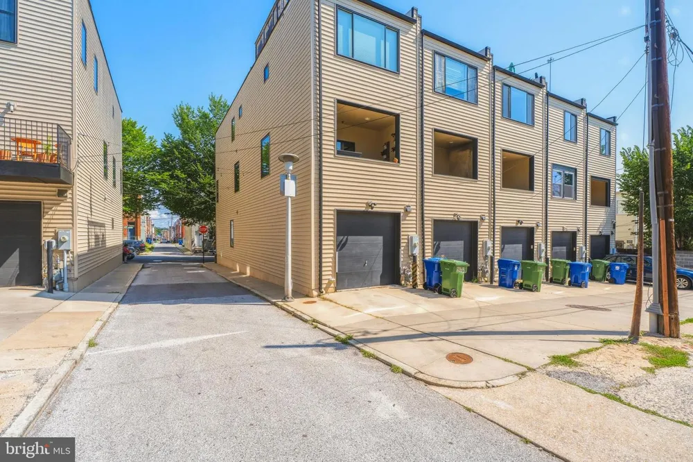 2313 E FAIRMOUNT AVENUE Baltimore, MD 21224