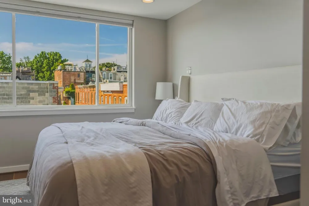2313 E FAIRMOUNT AVENUE Baltimore, MD 21224