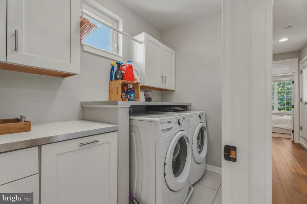 2313 E FAIRMOUNT AVENUE Baltimore, MD 21224