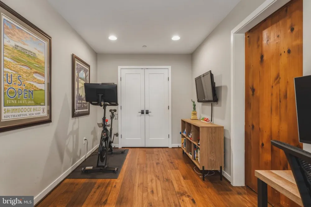 2313 E FAIRMOUNT AVENUE Baltimore, MD 21224