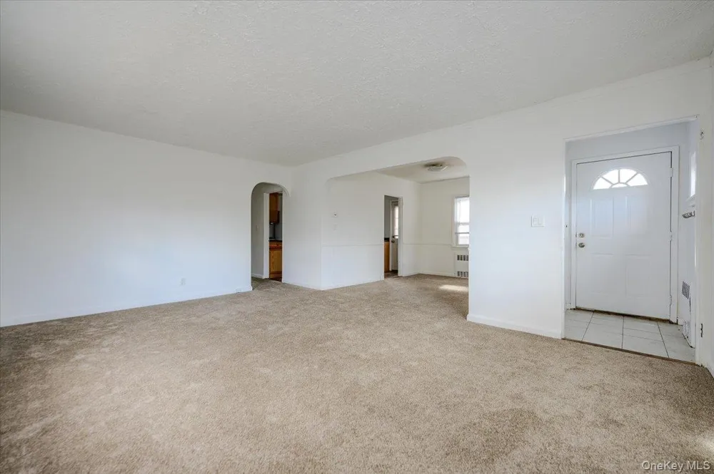 364 E Broadway #middle Long Beach, NY 11561