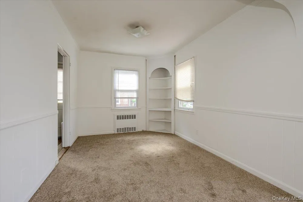 364 E Broadway #middle Long Beach, NY 11561