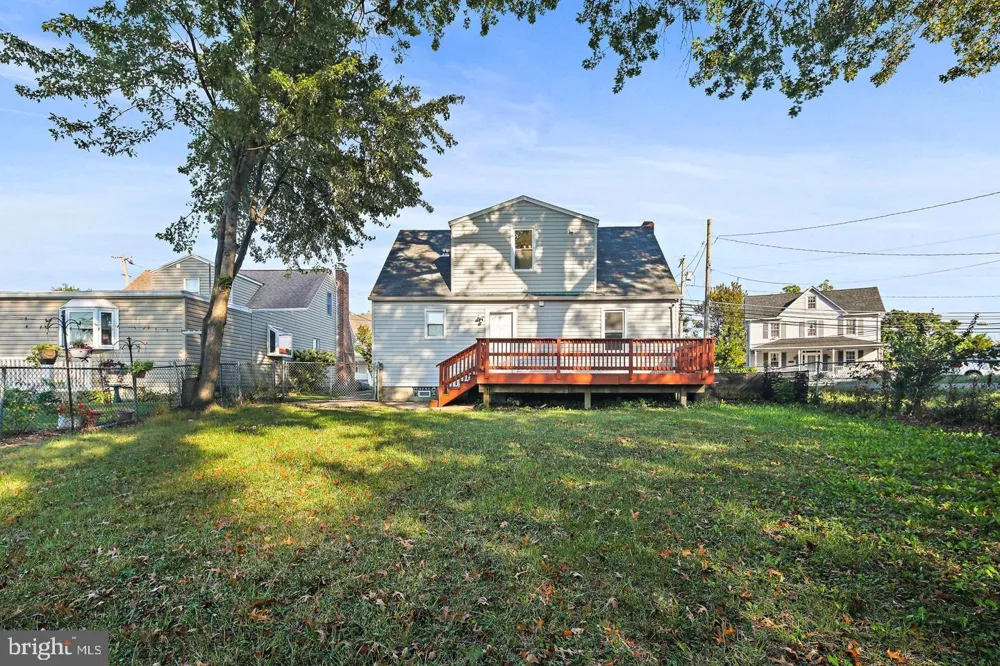 423 INGLESIDE AVENUE Baltimore, MD 21228