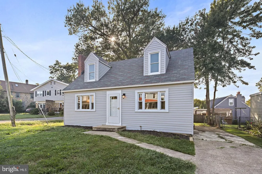 423 INGLESIDE AVENUE Baltimore, MD 21228