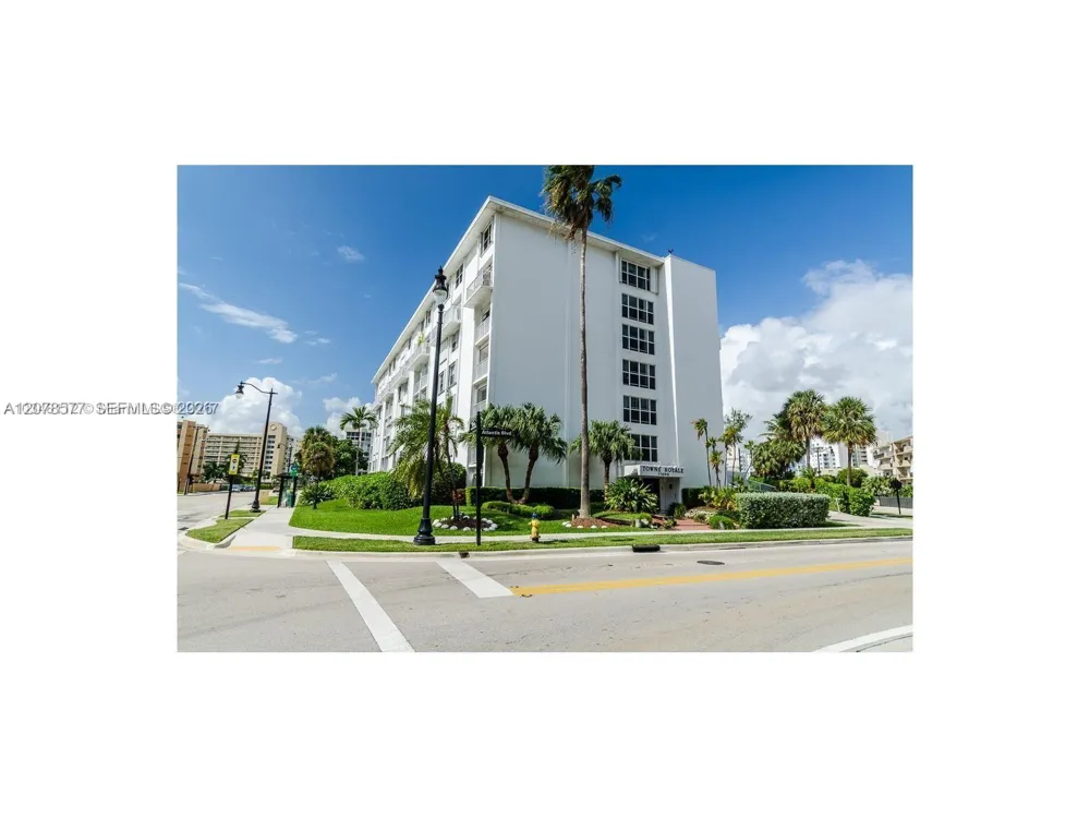 17800 Atlantic Blvd #203 Sunny Isles Beach, FL 33160