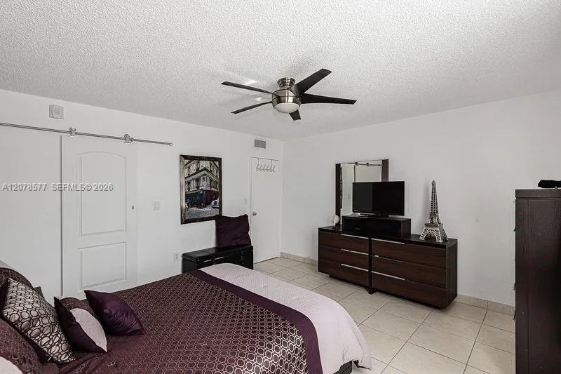 17800 Atlantic Blvd #203 Sunny Isles Beach, FL 33160