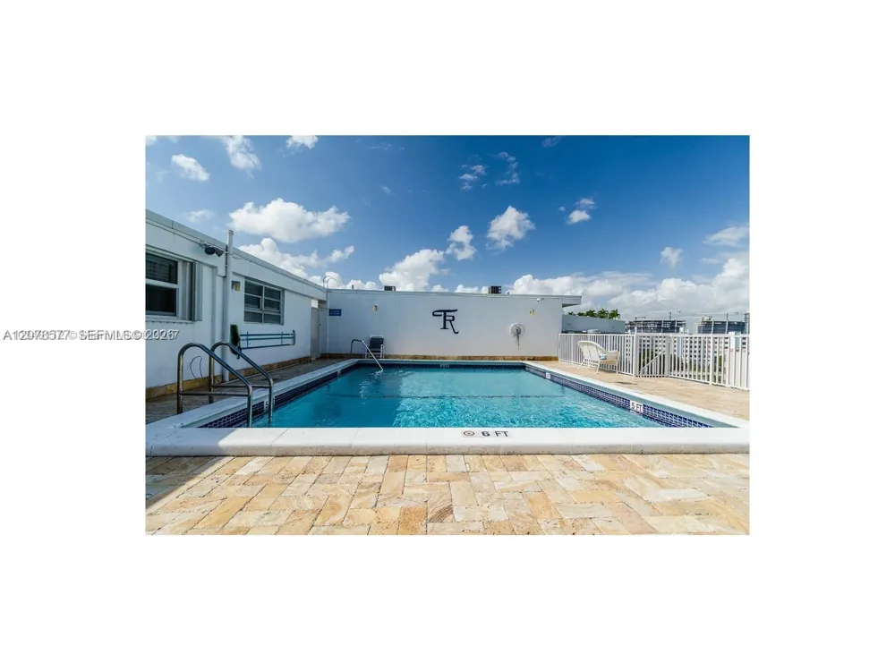 17800 Atlantic Blvd #203 Sunny Isles Beach, FL 33160
