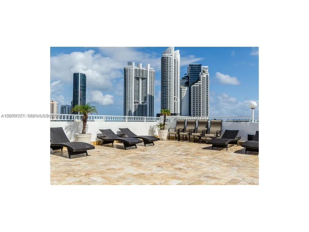 17800 Atlantic Blvd #203 Sunny Isles Beach, FL 33160