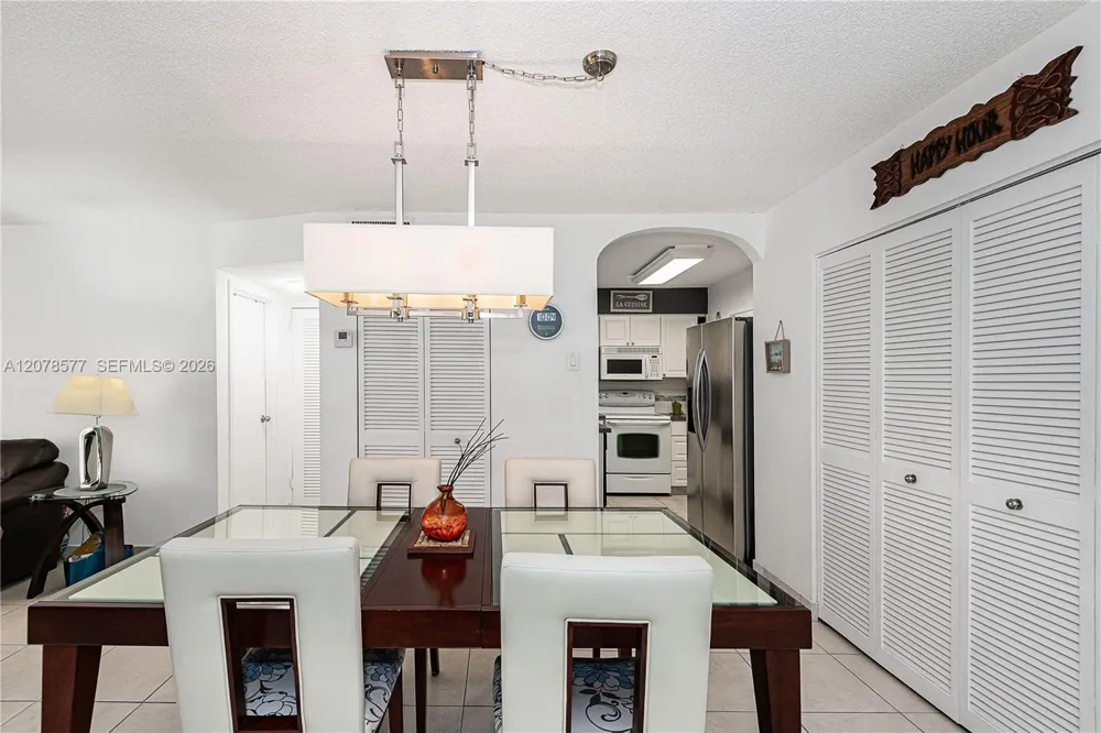 17800 Atlantic Blvd #203 Sunny Isles Beach, FL 33160