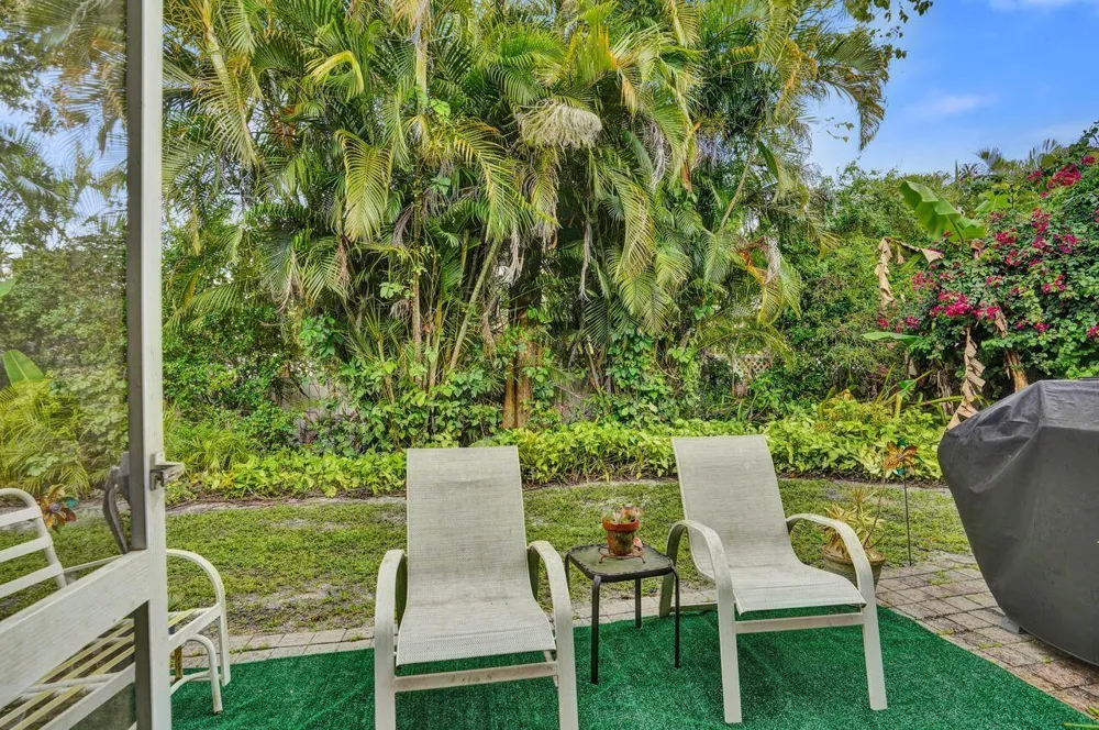 1775 ANNANDALE CIRCLE Royal Palm Beach, FL 33411