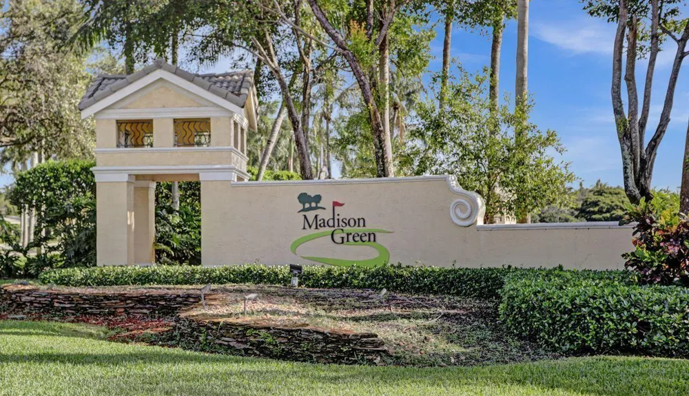 1775 ANNANDALE CIRCLE Royal Palm Beach, FL 33411