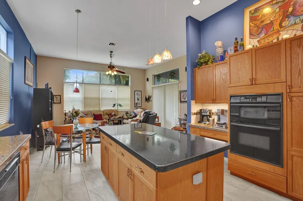 1775 ANNANDALE CIRCLE Royal Palm Beach, FL 33411