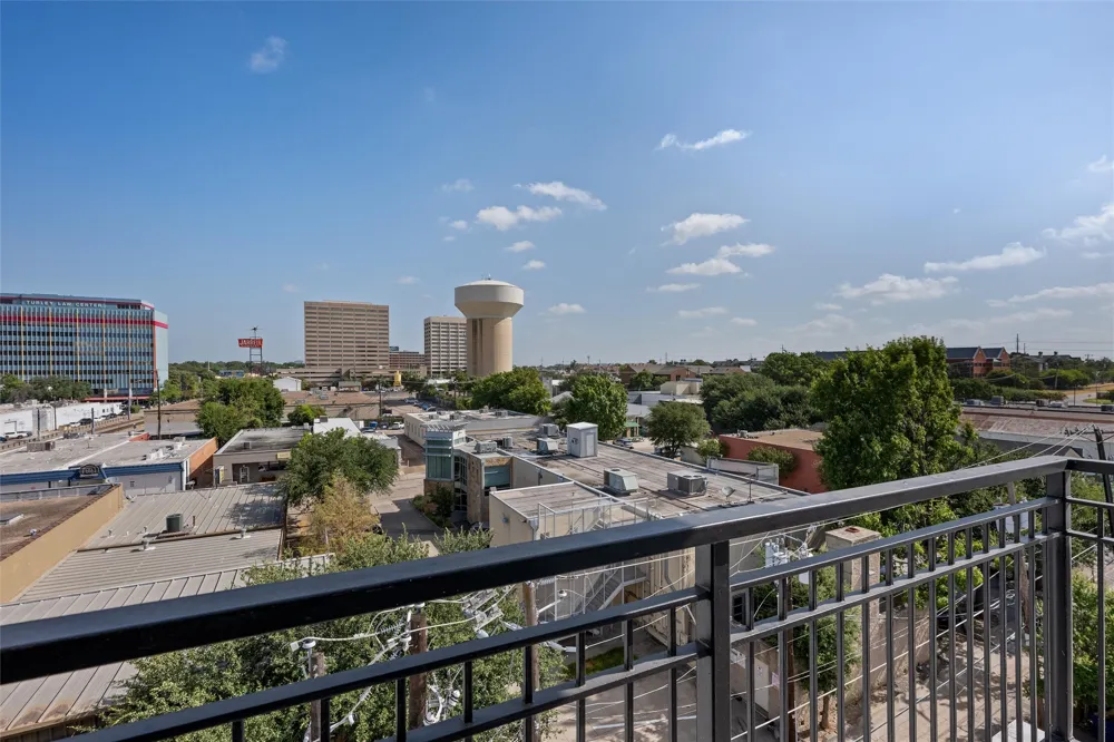 5609 Smu Boulevard #512 Dallas, TX 75206