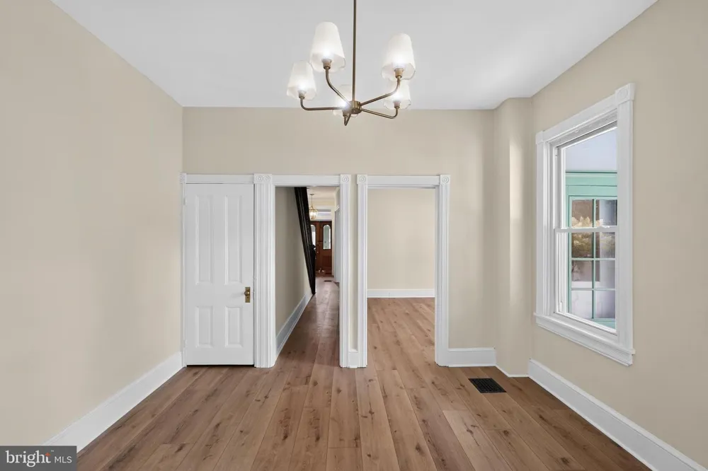 305 LECONEY AVENUE Palmyra, NJ 08065