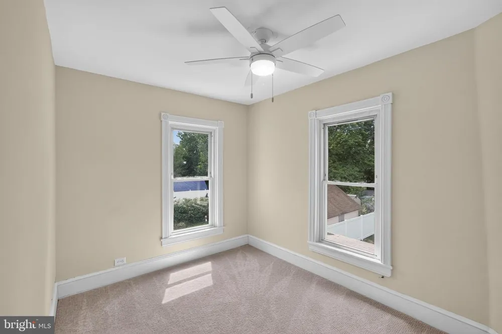 305 LECONEY AVENUE Palmyra, NJ 08065