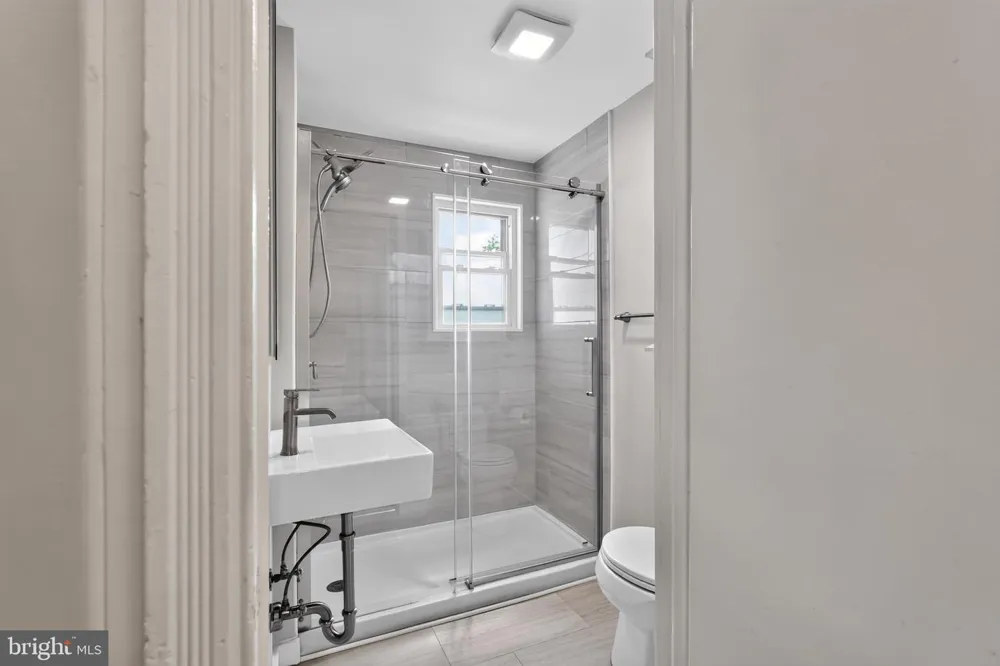 305 LECONEY AVENUE Palmyra, NJ 08065