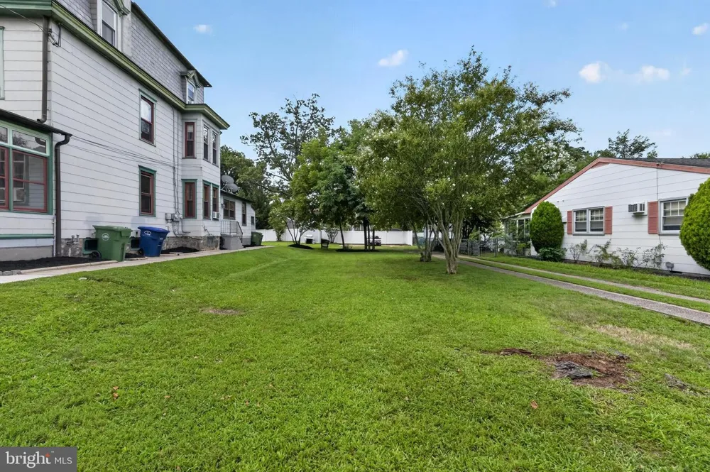 305 LECONEY AVENUE Palmyra, NJ 08065