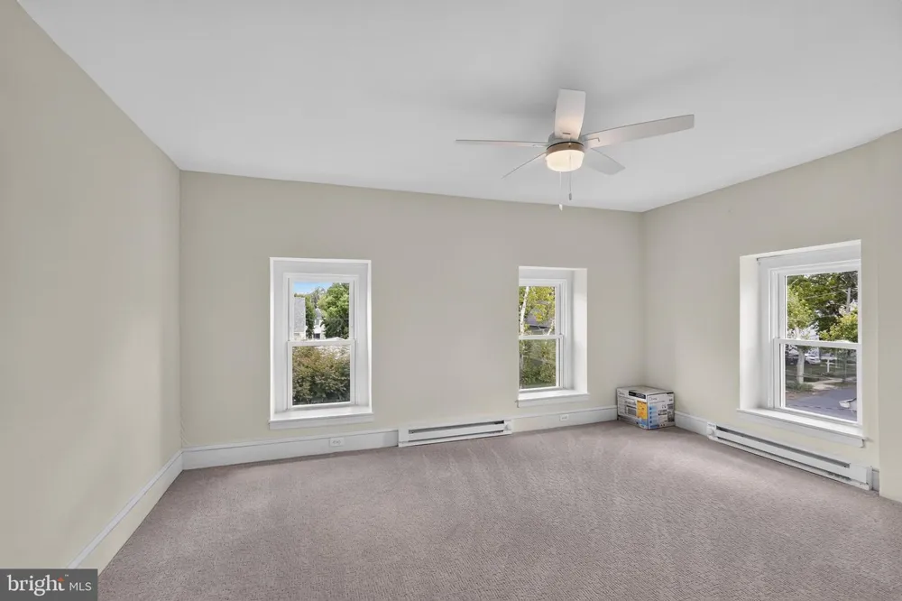 305 LECONEY AVENUE Palmyra, NJ 08065