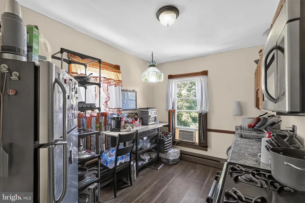 305 LECONEY AVENUE Palmyra, NJ 08065