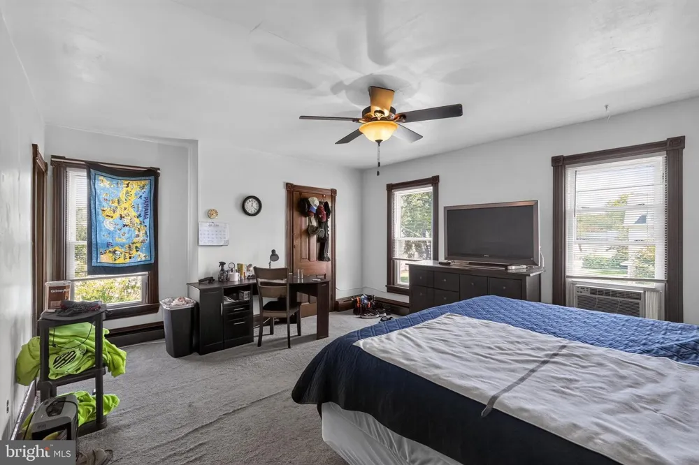 305 LECONEY AVENUE Palmyra, NJ 08065