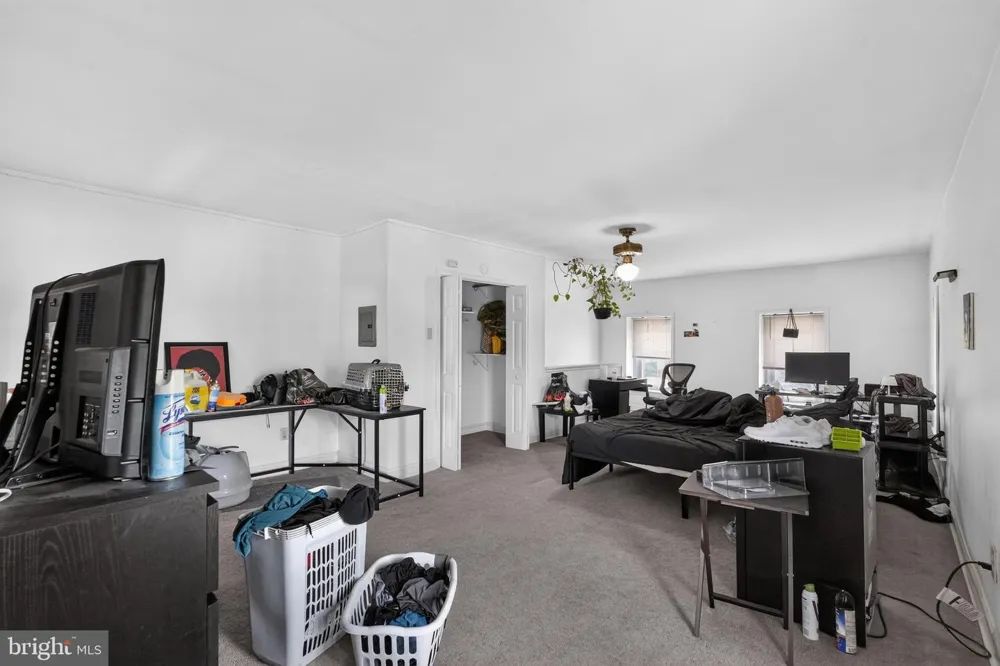305 LECONEY AVENUE Palmyra, NJ 08065