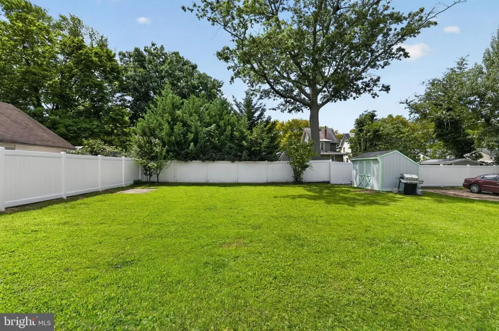 305 LECONEY AVENUE Palmyra, NJ 08065