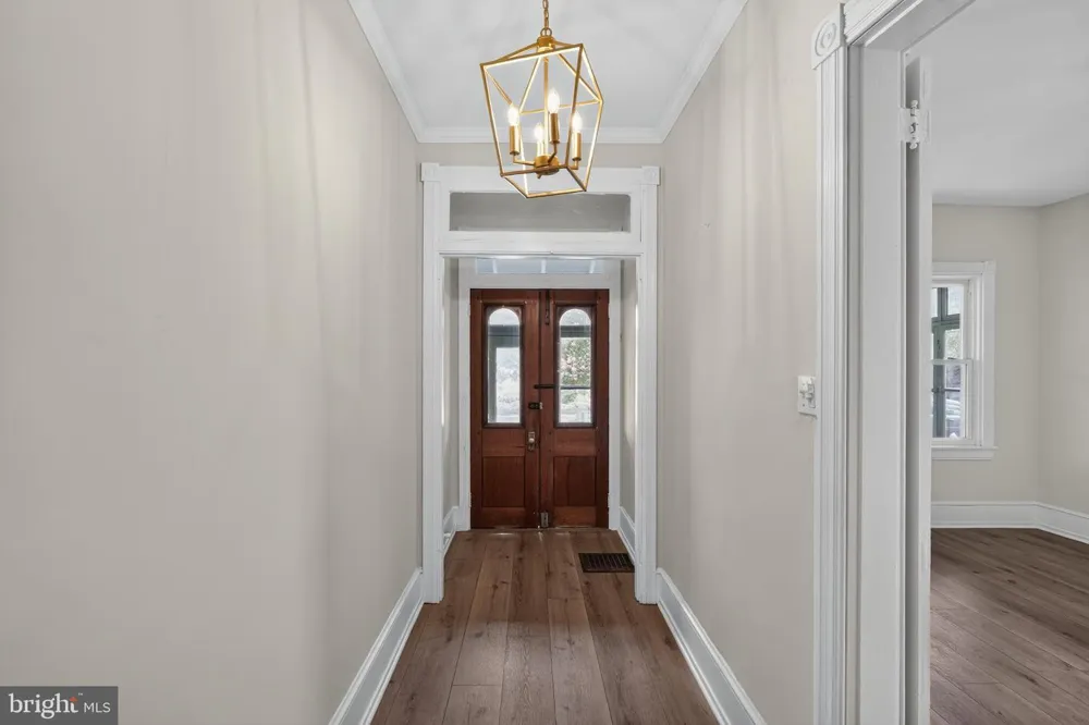 305 LECONEY AVENUE Palmyra, NJ 08065