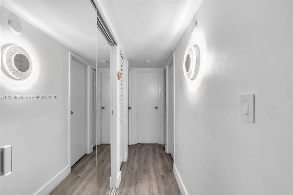 1825 W 44th Pl #401 Hialeah, FL 33012