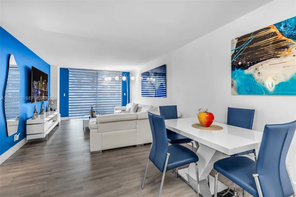 1825 W 44th Pl #401 Hialeah, FL 33012