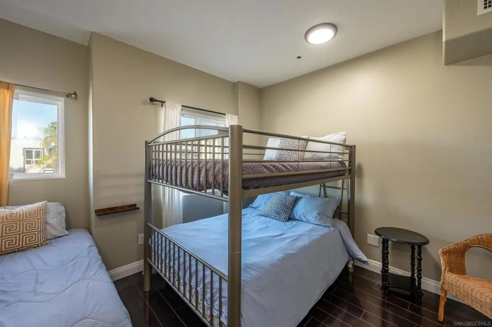 4741 Point Loma San Diego, CA 92107