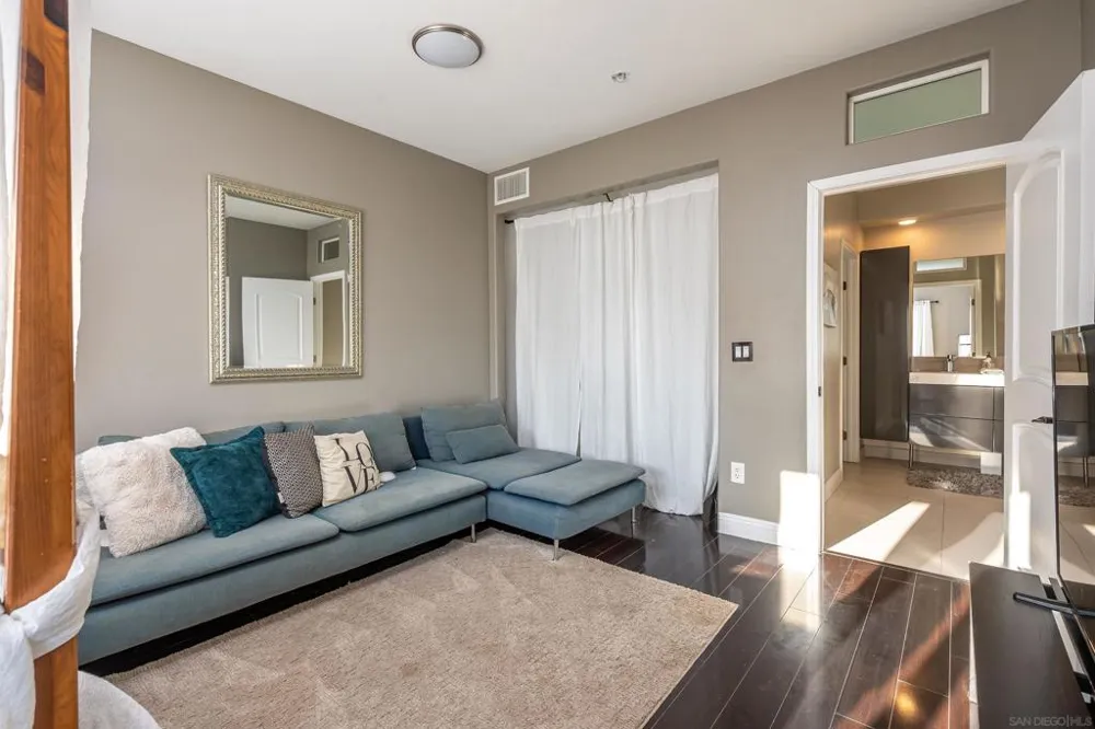 4741 Point Loma San Diego, CA 92107