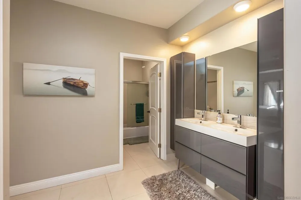 4741 Point Loma San Diego, CA 92107