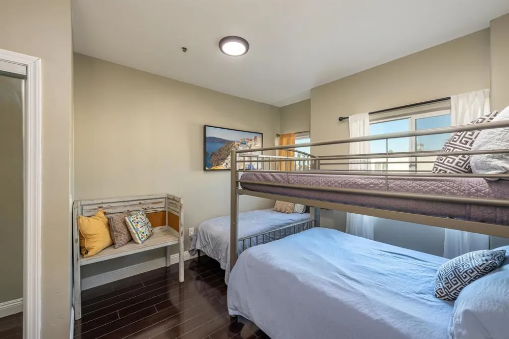 4741 Point Loma San Diego, CA 92107